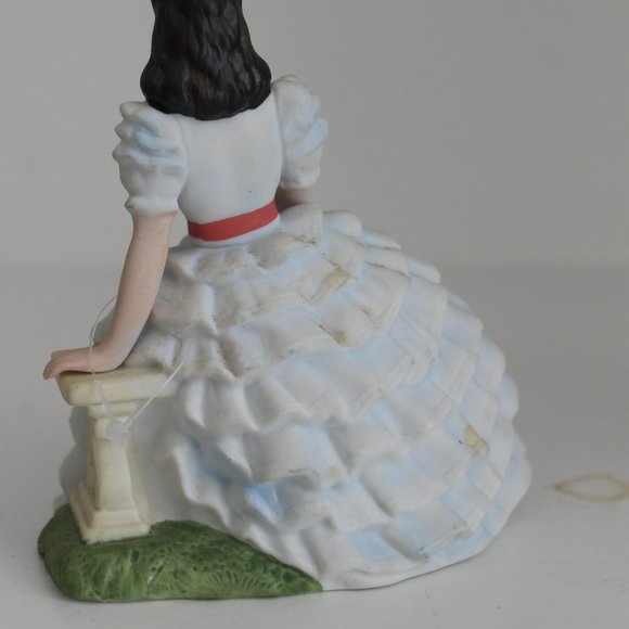 Scarlett O’Hara and Rhett Butler from GONE WITH THE WIND figurines - Picture 7 of 14